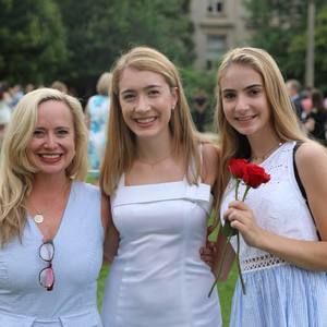 Meet your Posher, Lydia